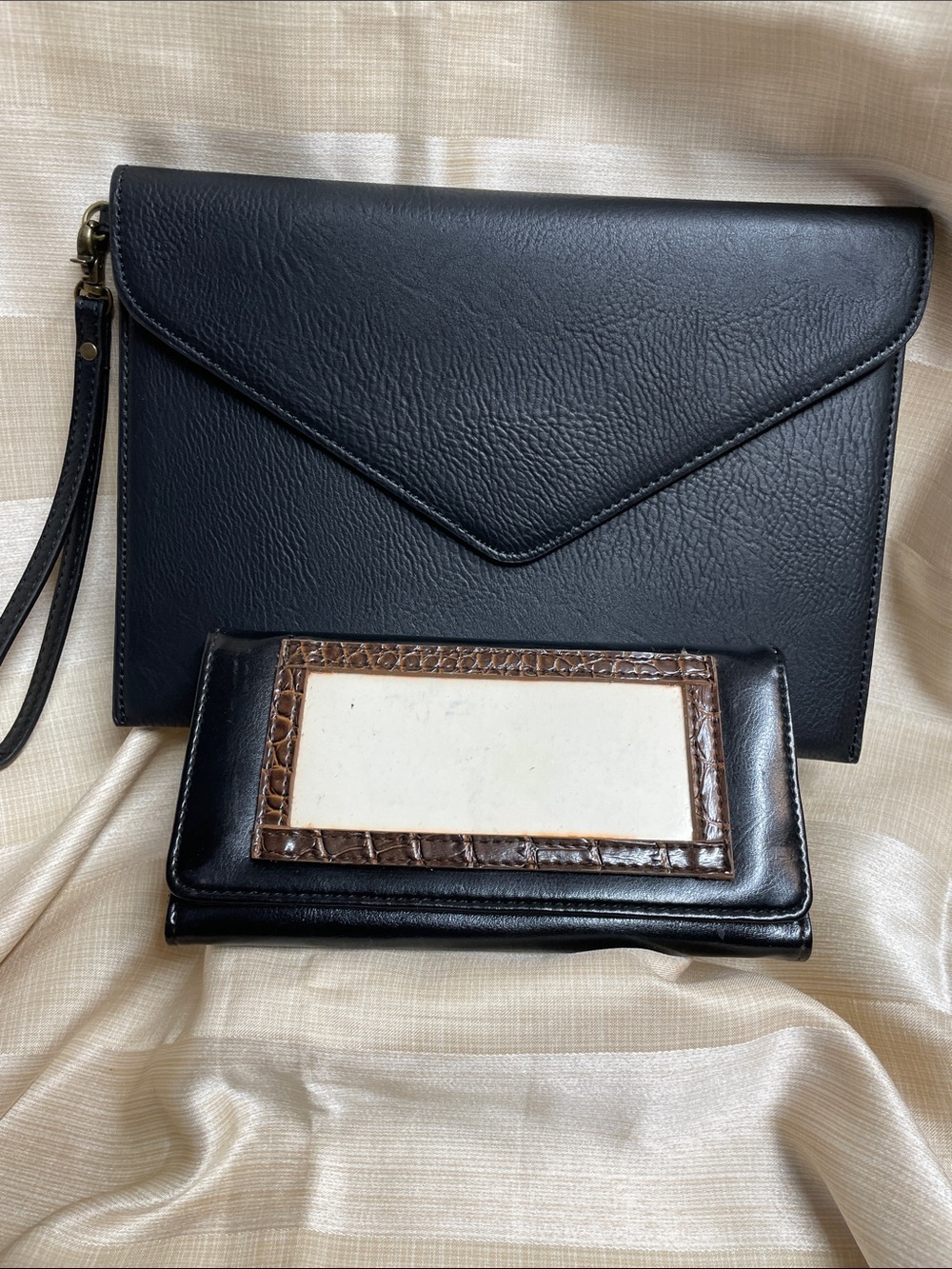 Classic Black Envelope Wristlet Clutch with Matching Wallet